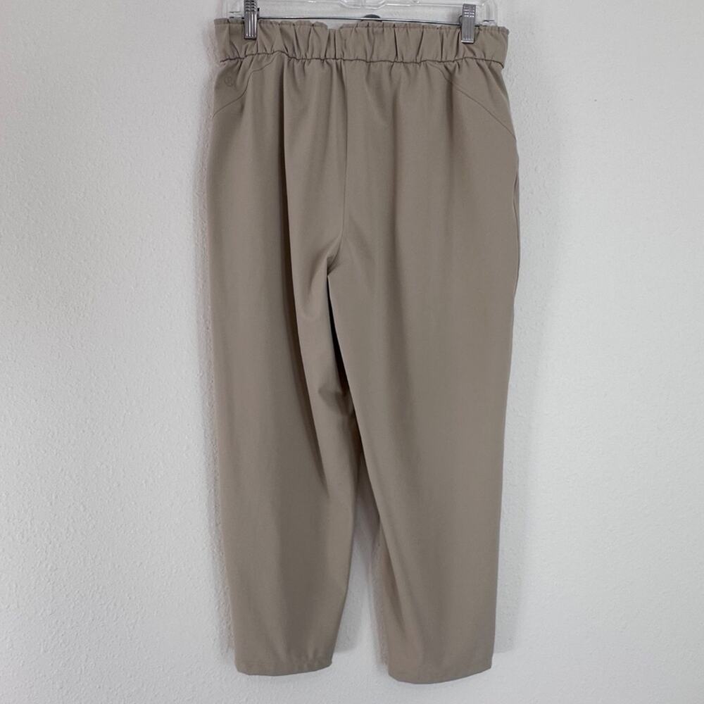 Lululemon Stretch High-Rise Cropped Pant 23" Inseam, Trench, Size 8 - Picture 3 of 10